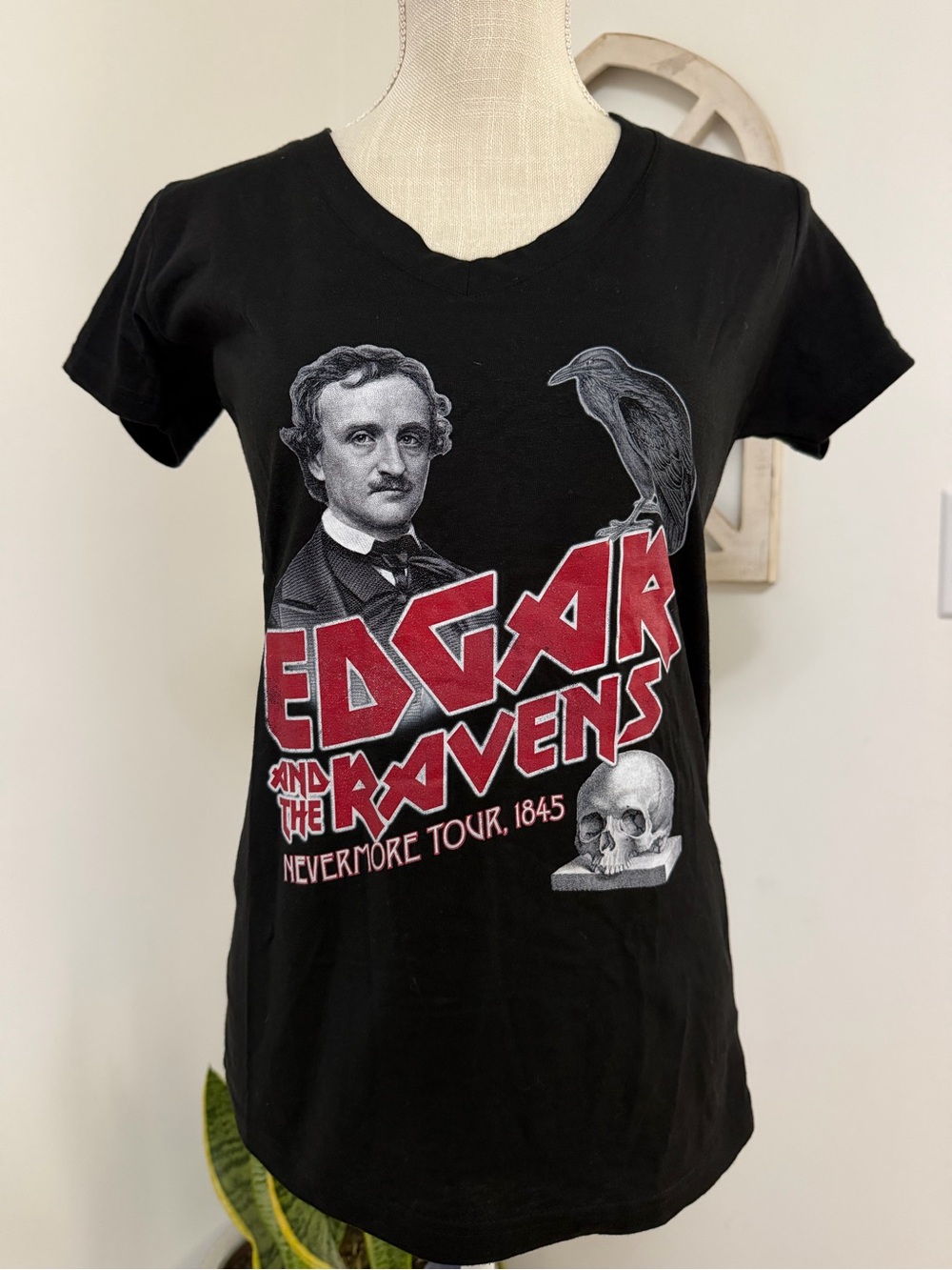 Edgar and The Ravens Nevermore Tour T-Shirt Black Short Sleeve Women’s Size M